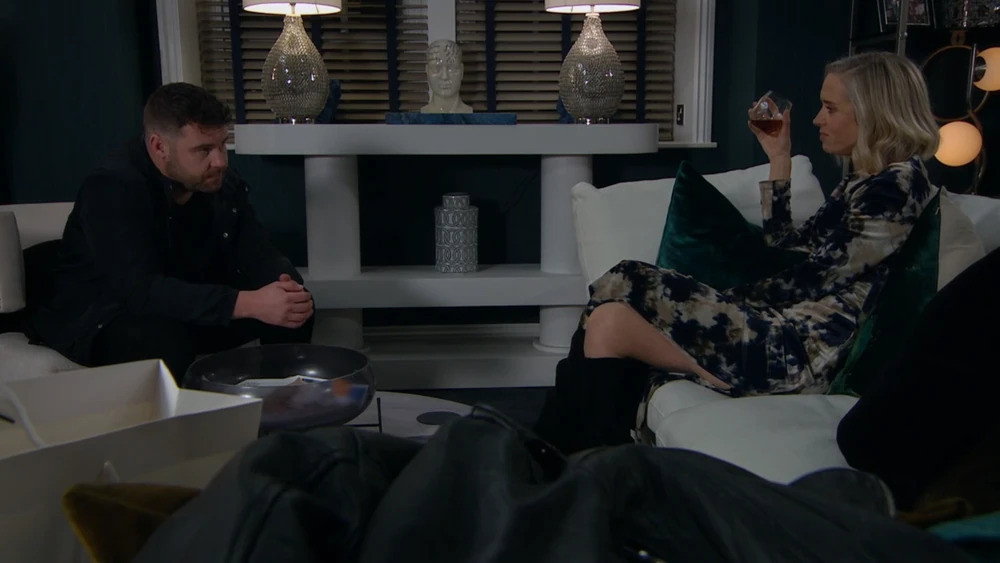 Thur 6 Feb 2025