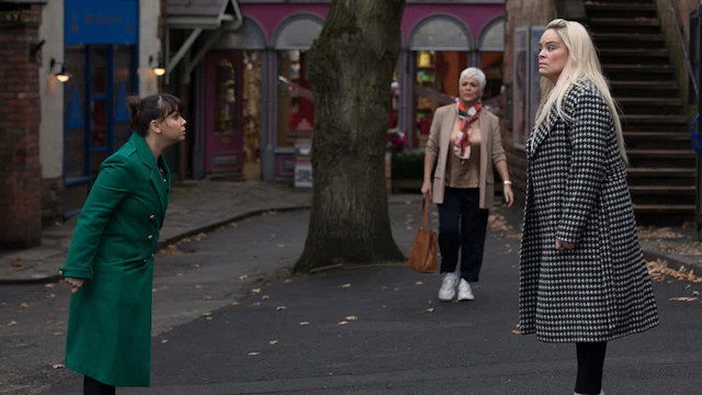 #Hollyoaks