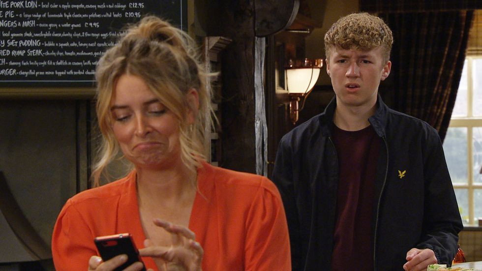 Thur 28 Oct 2021 (2)