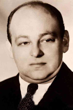 Max Bacon