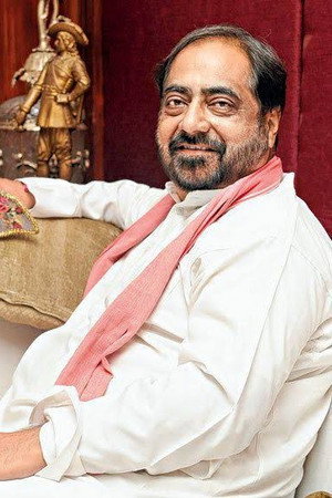 Aamir Raza Husain